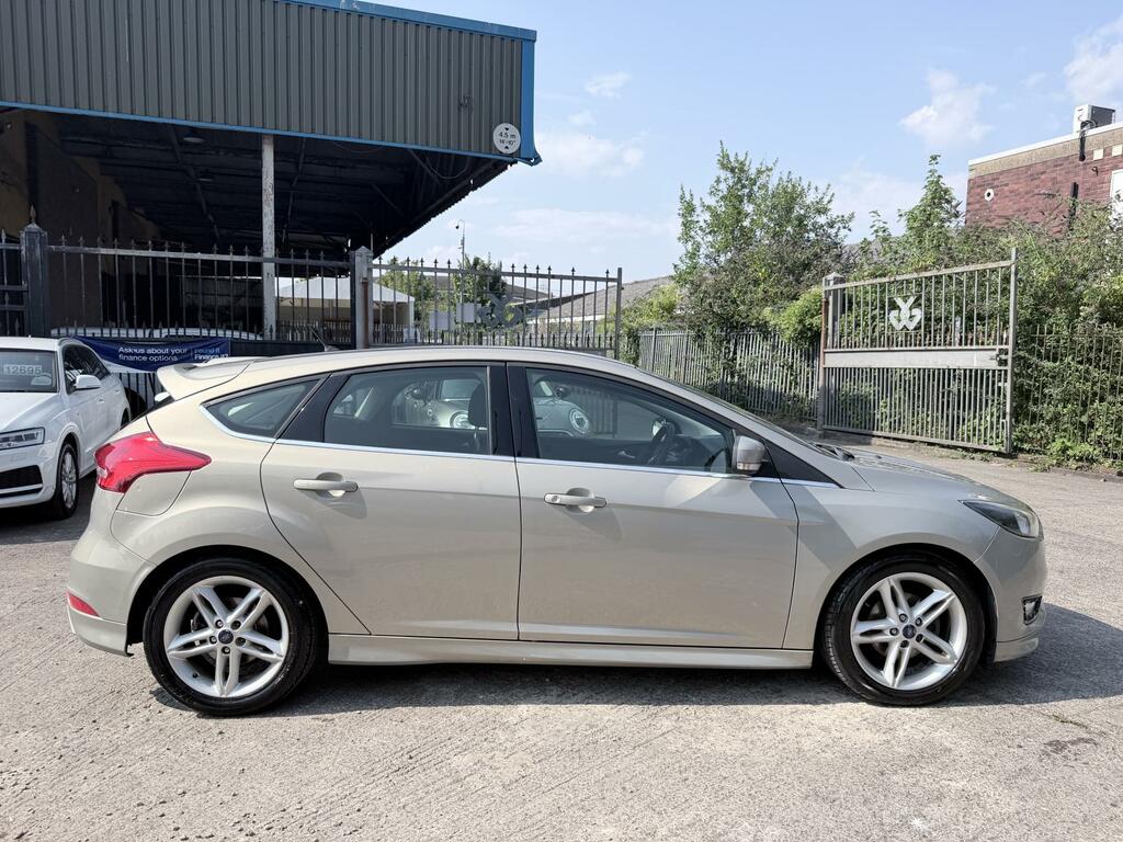 Ford Focus 1.5 Tdci Zetec S Hatchback Euro Silver #5