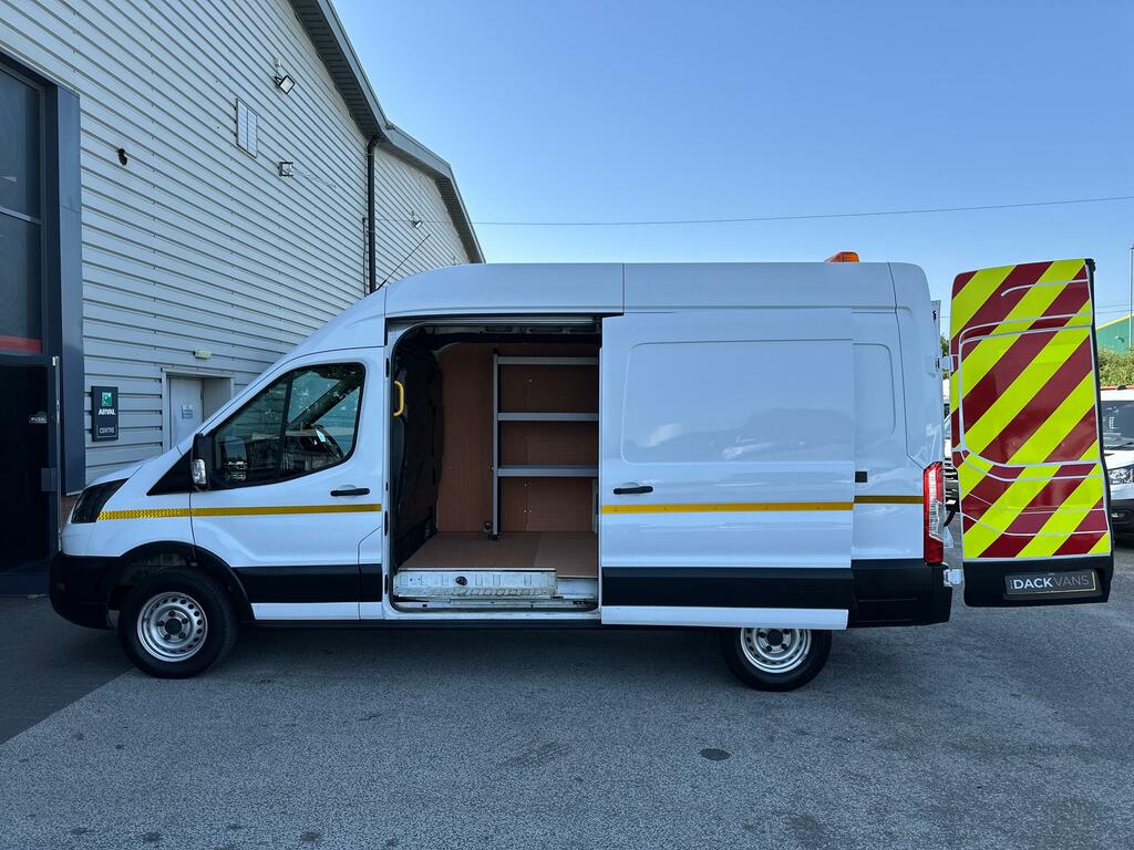 Ford Transit Custom L3h3 130Ps Rwd, Utility, Workshop, Civils, Tow Bar DS73HRW White #2