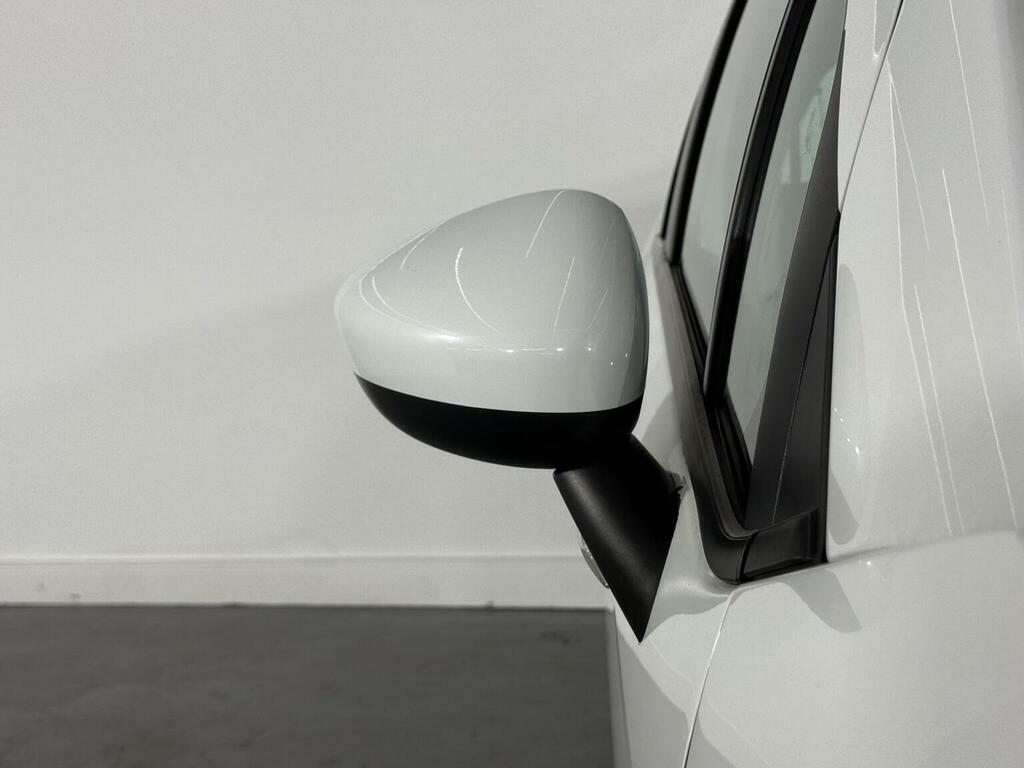 Citroen C3 Hatchback 1.4I Vtr Euro 5 201262 White #3