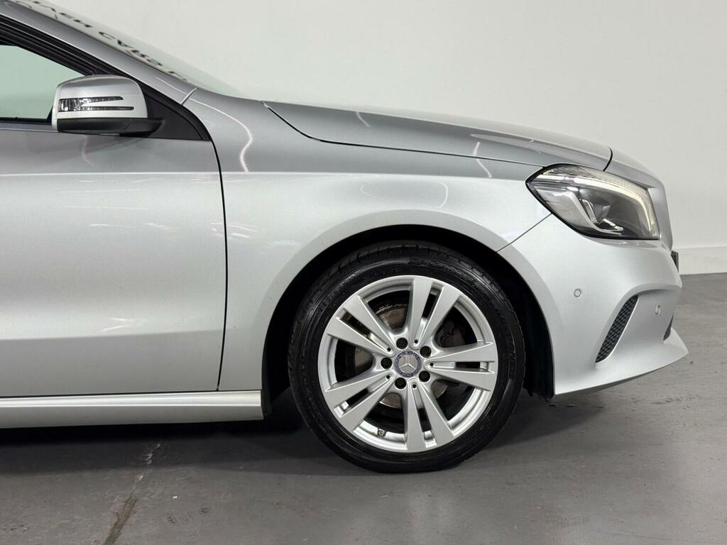Mercedes-Benz A Class Hatchback 1.5 A180d Sport Premium 7G-dct Euro 6 Silver #6