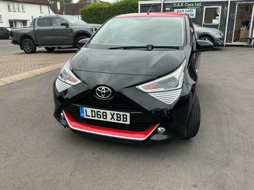 Toyota Aygo 1.0 Vvt-i X-press X-shift Euro 6 Black #3