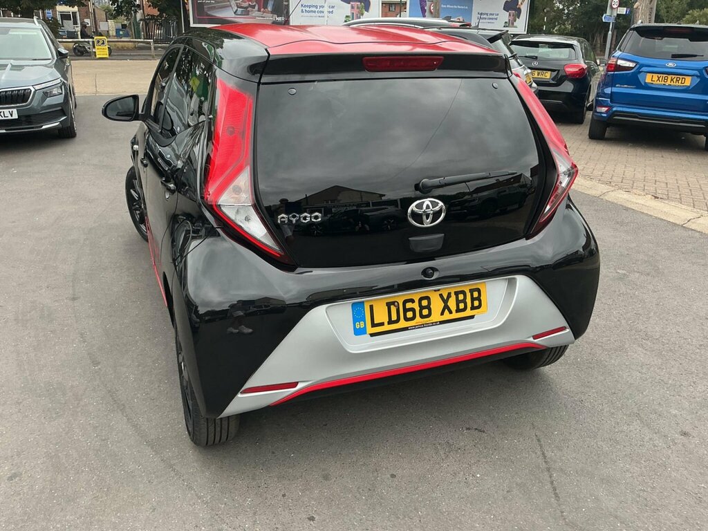 Toyota Aygo 1.0 Vvt-i X-press X-shift Euro 6 Black #5
