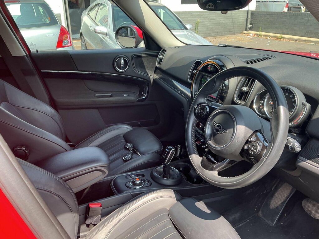 Mini Countryman Cooper Classic Red #32