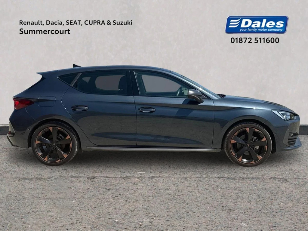 Cupra Leon Cupra Leon 1.5 Etsi V1 Design Edition Dsg Hatc WK74JJL Grey #3