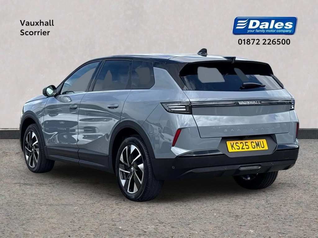 Vauxhall Grandland Grandland 1.2 Hybrid 136 Ultimate E-dct6 Hat KS25GMU Grey #2