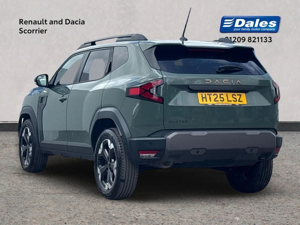 Dacia Duster Duster 1.2 Tce Mhev 140 Extreme Estate HT25LSZ Green #2