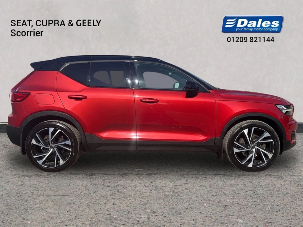 Volvo XC40 Volvo Xc40 2.0 T5 First Edition Awd Geartronic GJ18MKG Red #3