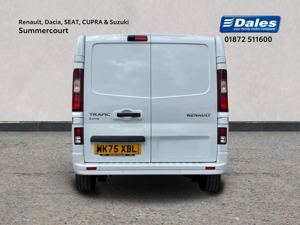 Renault Trafic Sl30 Blue Dci 150 Extra Safety Van White #4