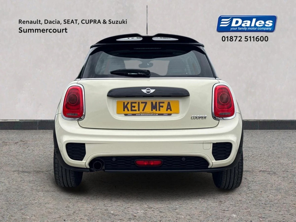 Mini Hatch Mini Cooper White #4