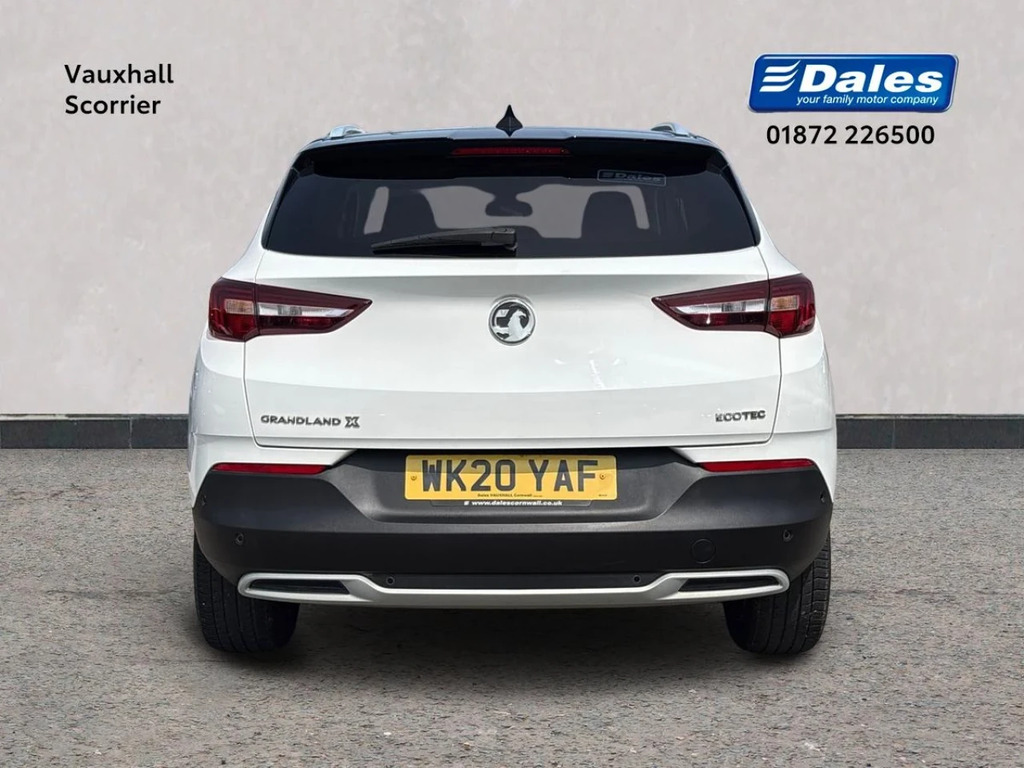 Vauxhall Grandland X Grandland X 1.2 Turbo Sri Nav Hatchback WK20ZVX White #4