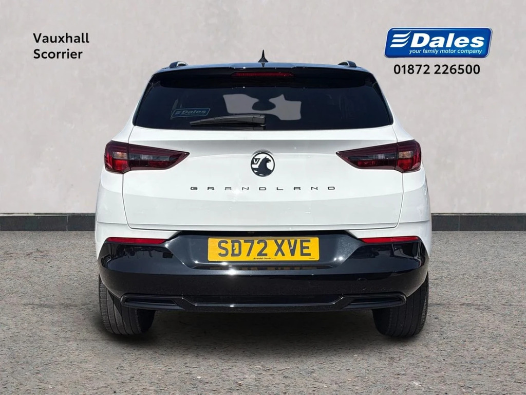 Vauxhall Grandland Vauxhall Grandland 1.2 Turbo Gs Line Hatchback White #4