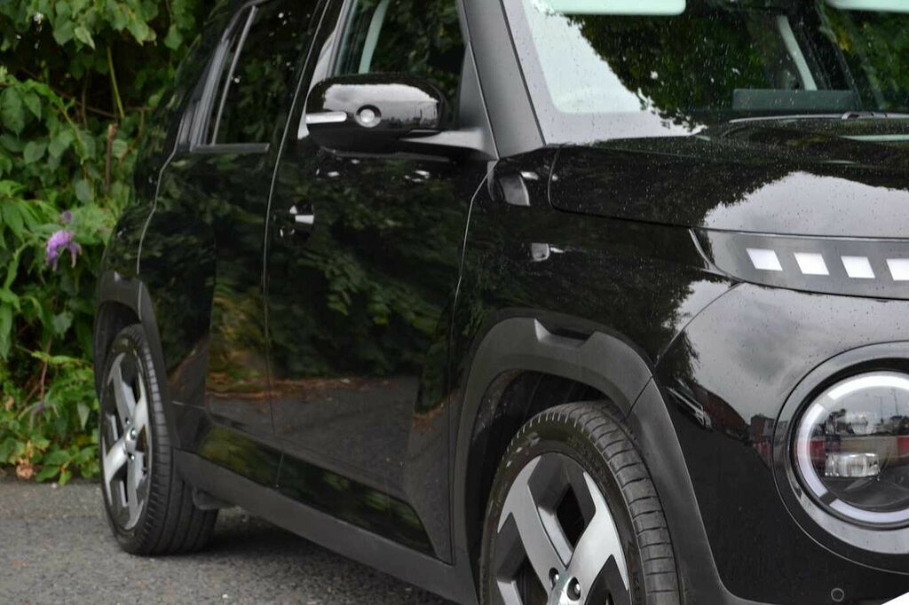 Hyundai Inster 02 49 Kwh Best Seller With Only 2,890 Miles Black #4