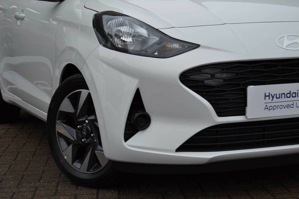 Hyundai I10 1.0 Advance Pre Reg, Deliivery Miles,pristine Cond White #2