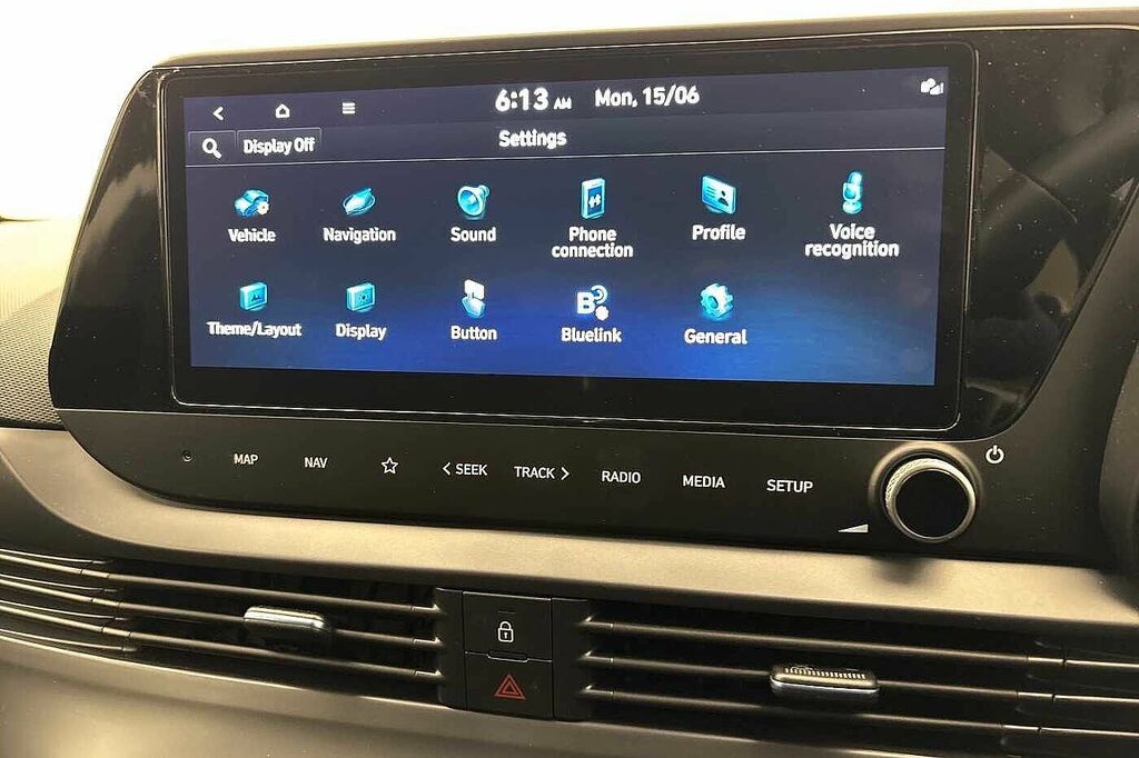 Hyundai Bayon 1.0 Tgdi Premium Dct White #5