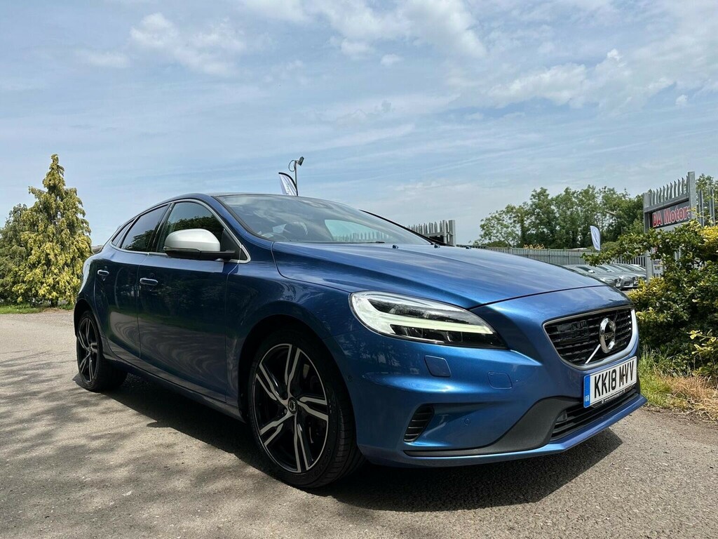Volvo V40 Hatchback 2.0 D3 R-design Pro Euro 6 Ss 20 Blue