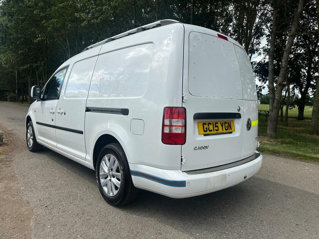 Volkswagen Caddy Maxi 1.6 Tdi C20 Maxi Highline Fwd White #5