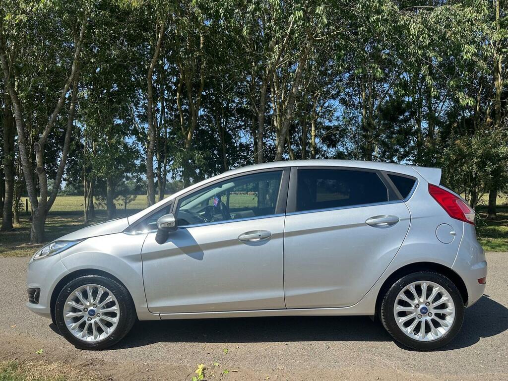 Ford Fiesta 1.0T Ecoboost Titanium X Euro 5 Ss Silver #4