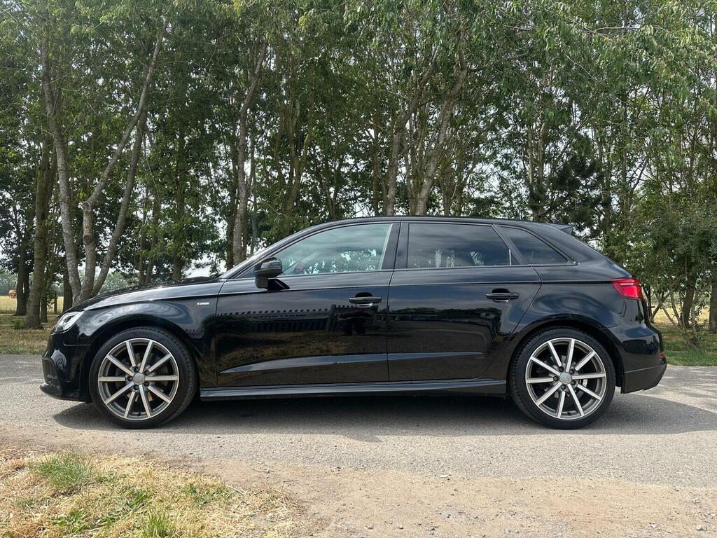 Audi A3 2.0 Tdi Black Edition Sportback S Tronic 6Spd Black #4