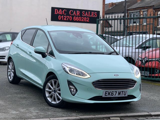 Ford Fiesta 1.5 Tdci Titanium Bo Play Series Euro 6 Ss EK67MTU Green #4