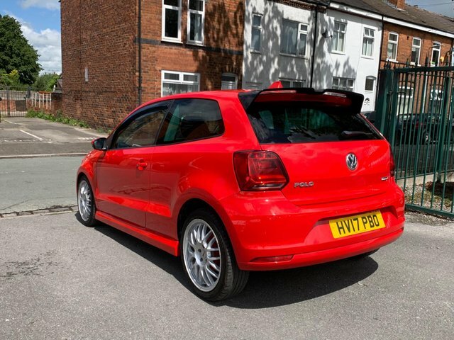 Volkswagen Polo 1.0 Bluemotion Tech Match Edition Euro 6 Ss HV17PBO Red #4