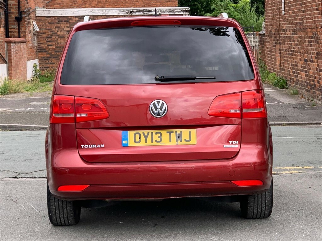 Volkswagen Touran Mpv 1.6 White #10
