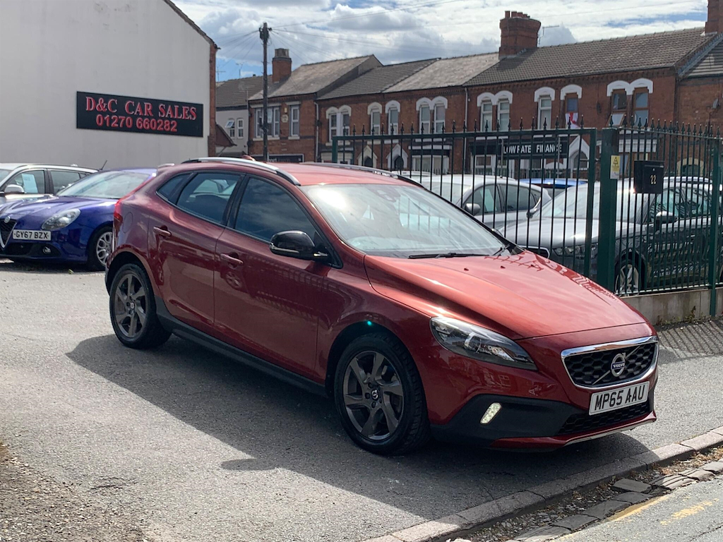 Volvo V40 Cross Country 2.0 D2 Lux Nav Euro 6 Ss Red #4
