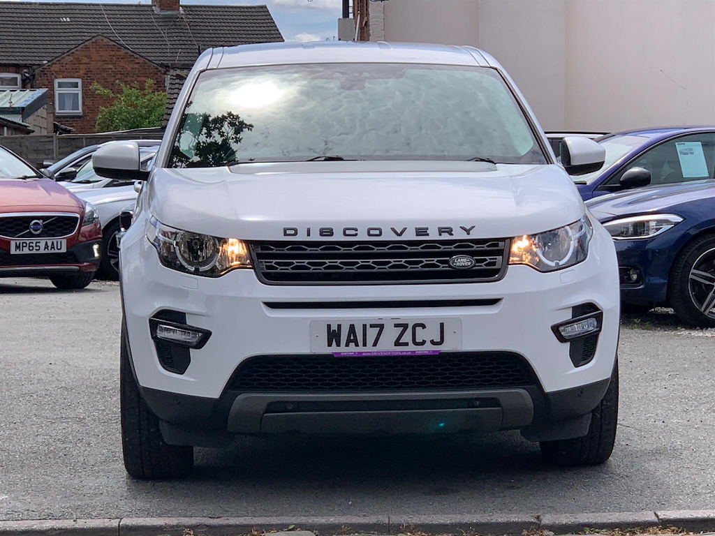Land Rover Discovery Sport 2.0 Td4 Se Tech 4Wd Euro 6 Ss 5 Seat White #2