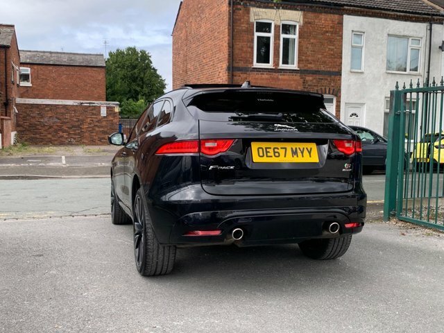 Jaguar F-Pace 3.0 D300 V6 S Awd Euro 6 Ss OE67MYY Black #6