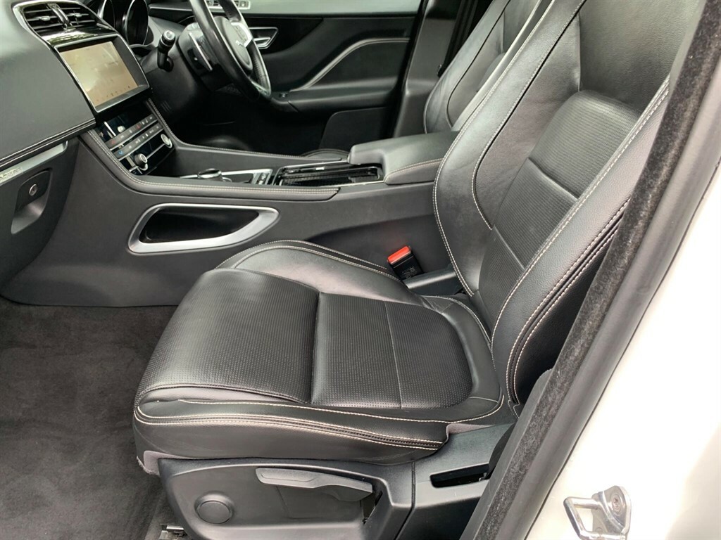 Jaguar F-Pace 2.0 P250i R Sport Suv Awd 250 Ps Grey #35