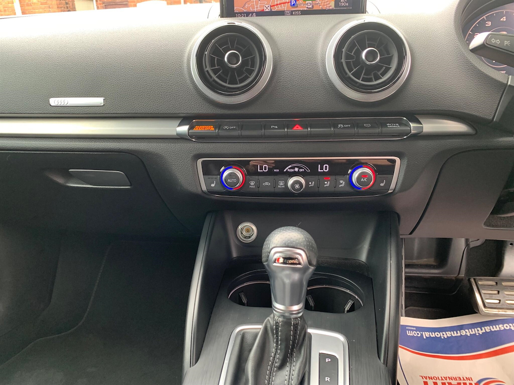 Audi A3 Sportback 1.5 Tfsi 150 Sport 18In Alloys Black #40