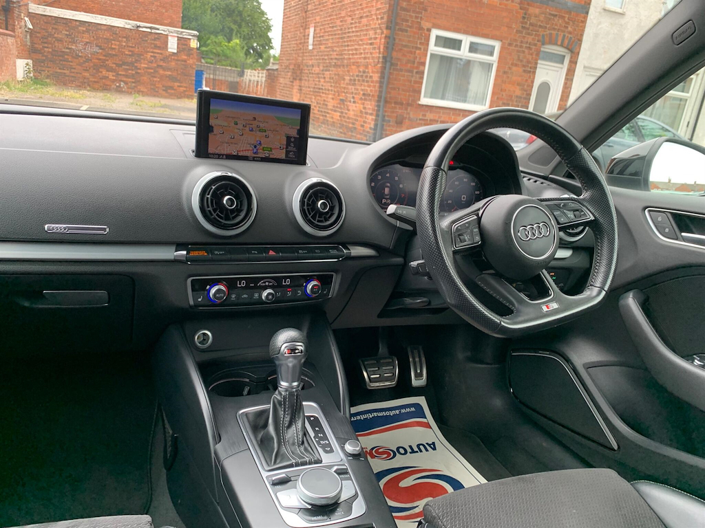 Audi A3 Sportback 1.5 Tfsi 150 Sport 18In Alloys Black #17
