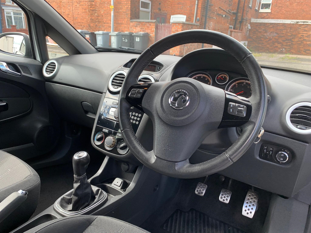 Vauxhall Corsa 1.4T 16V Black Edition Euro 5 Ss Black #30