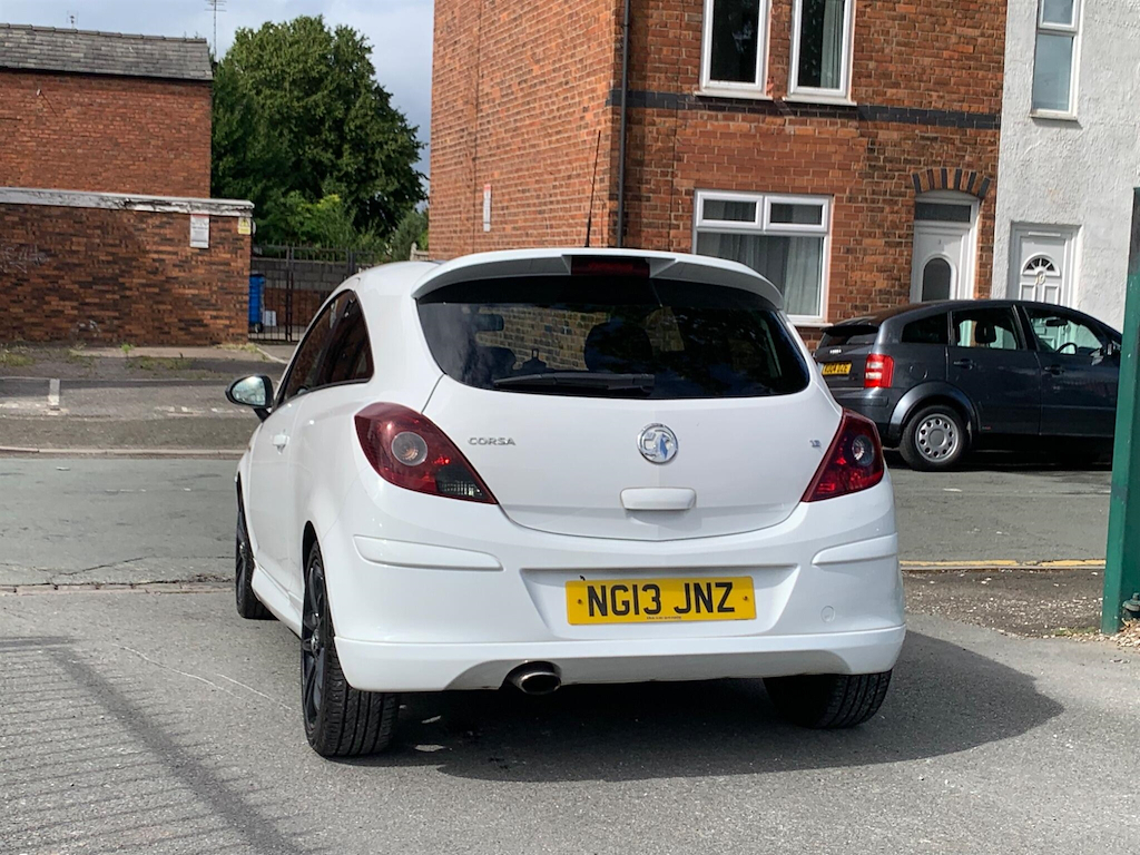 Vauxhall Corsa 1.2 16V Limited Edition Euro 5 White #4