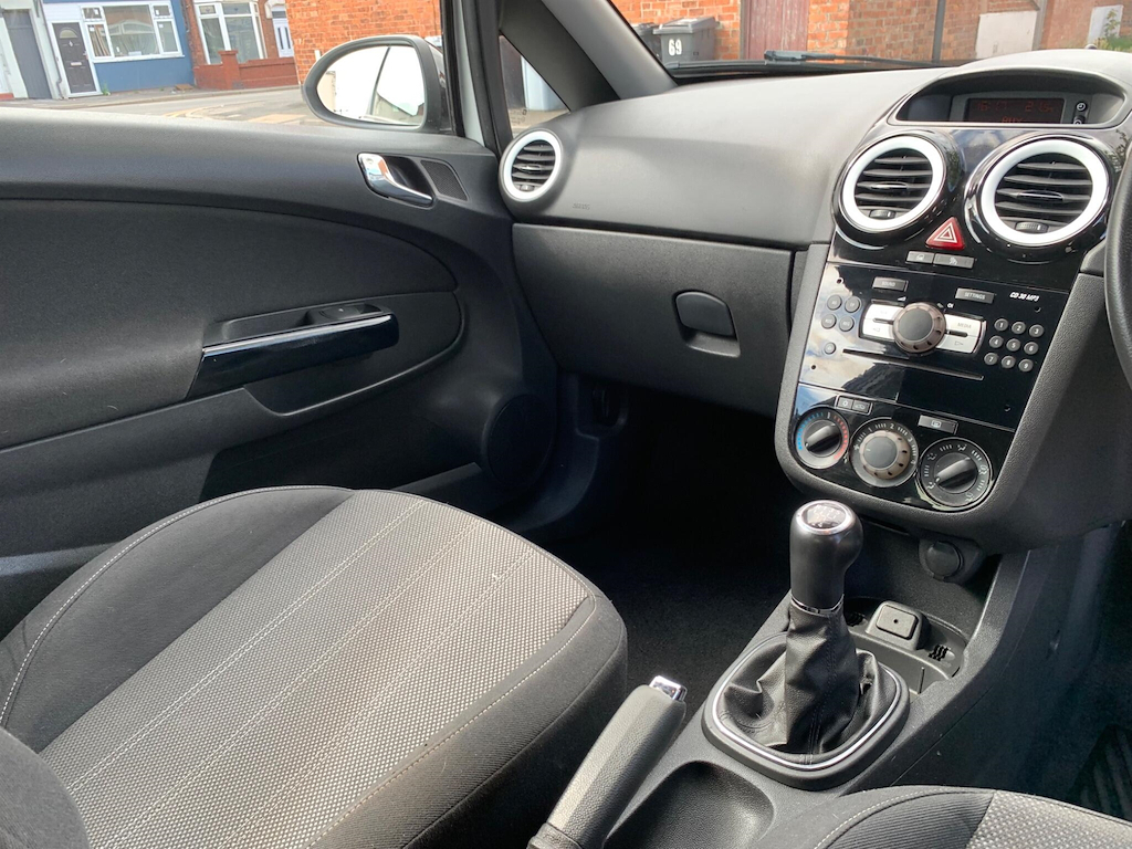 Vauxhall Corsa 1.4T 16V Black Edition Euro 5 Ss Black #29