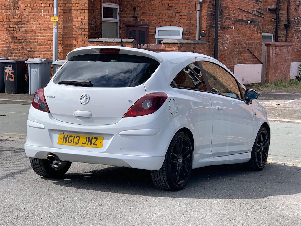 Vauxhall Corsa 1.2 16V Limited Edition Euro 5 White #6