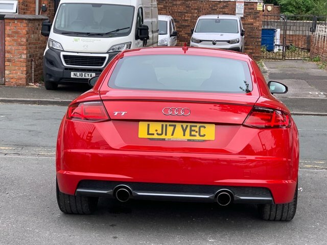 Audi TT Manual LJ17YEC Red #4