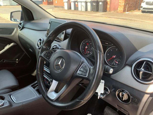 Mercedes-Benz B Class Mpv Grey #12