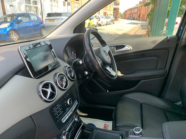 Mercedes-Benz B Class Mpv Grey #11
