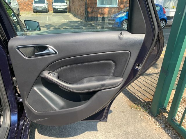 Mercedes-Benz B Class Mpv Grey #26
