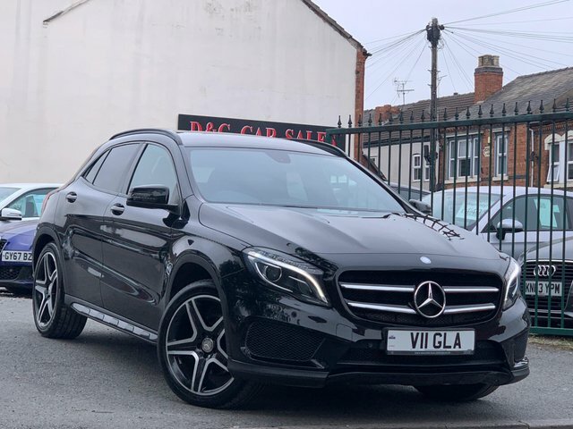 Mercedes-Benz GLA Class 4Matic Amg Line 5 White #1