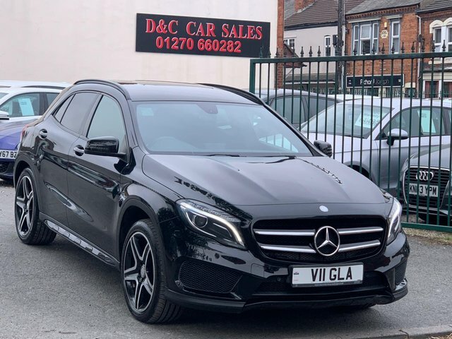 Mercedes-Benz GLA Class 4Matic Amg Line 5 White #2