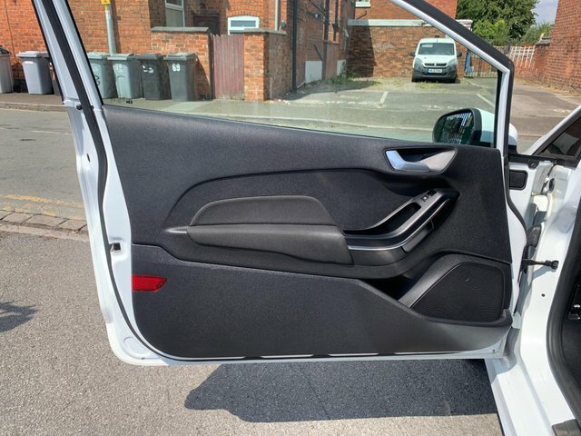 Ford Fiesta Active B And O Play White #44