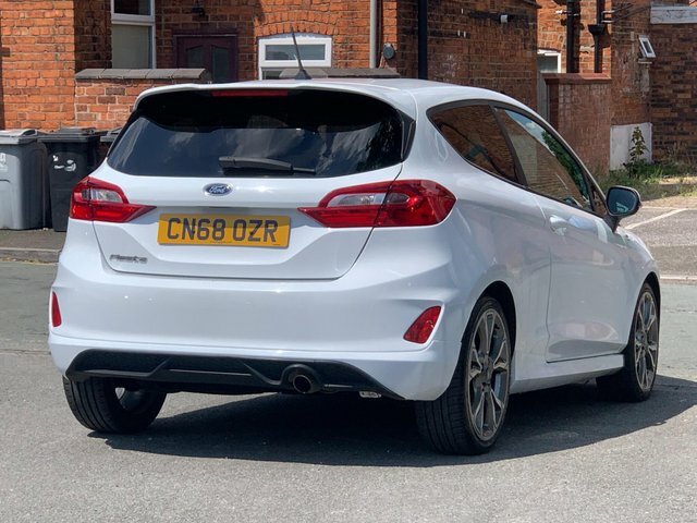 Ford Fiesta Active B And O Play White #20