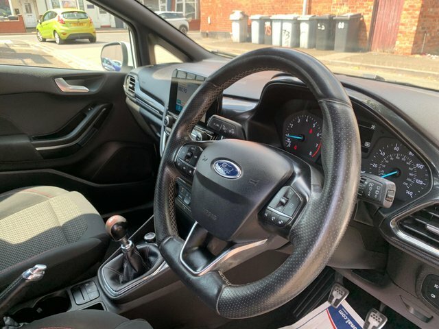 Ford Fiesta Active B And O Play White #23