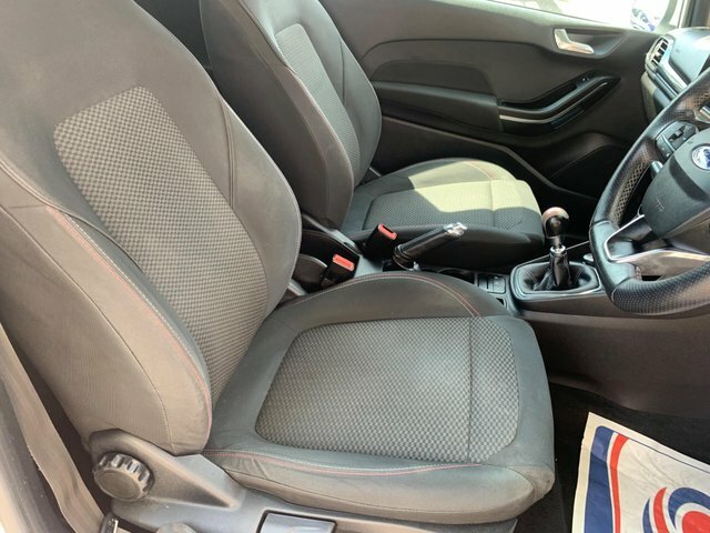 Ford Fiesta Active B And O Play White #25