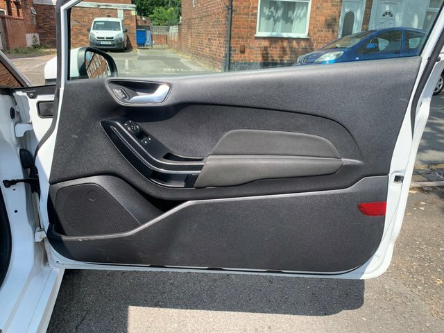 Ford Fiesta Active B And O Play White #45