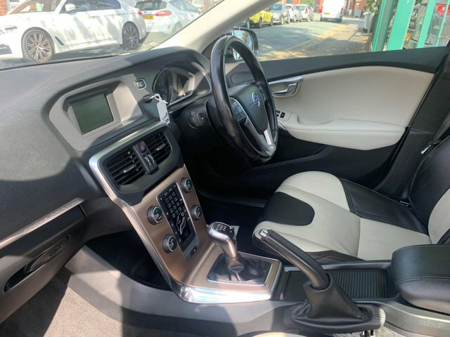 Volvo V40 Cross Country 1.5 T3 Euro 6 Ss Brown #15