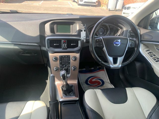 Volvo V40 Cross Country 1.5 T3 Euro 6 Ss Brown #18