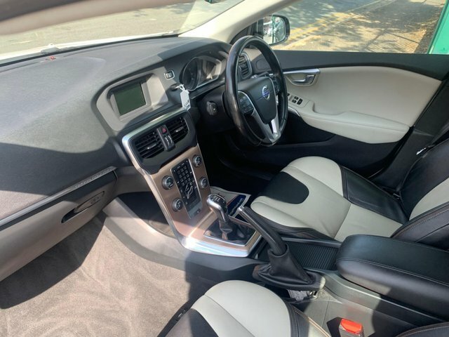 Volvo V40 Cross Country 1.5 T3 Euro 6 Ss Brown #16