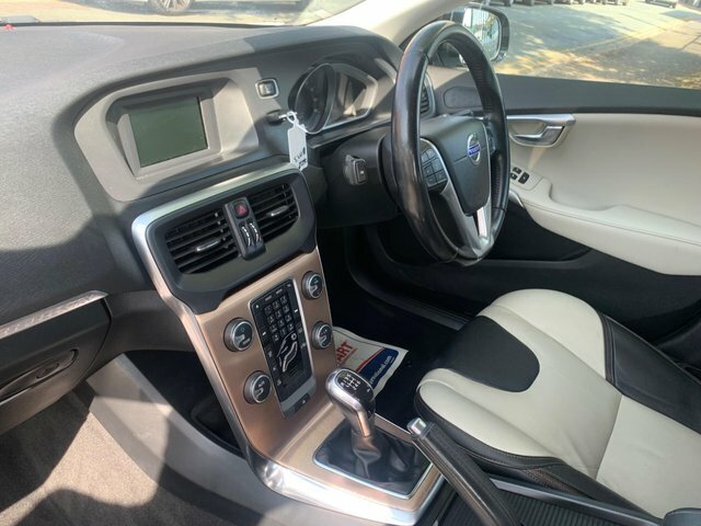 Volvo V40 Cross Country 1.5 T3 Euro 6 Ss Brown #14